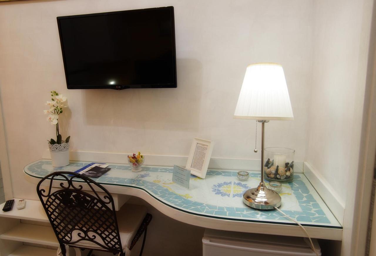 Le Vie Di Napoli B&B Luaran gambar